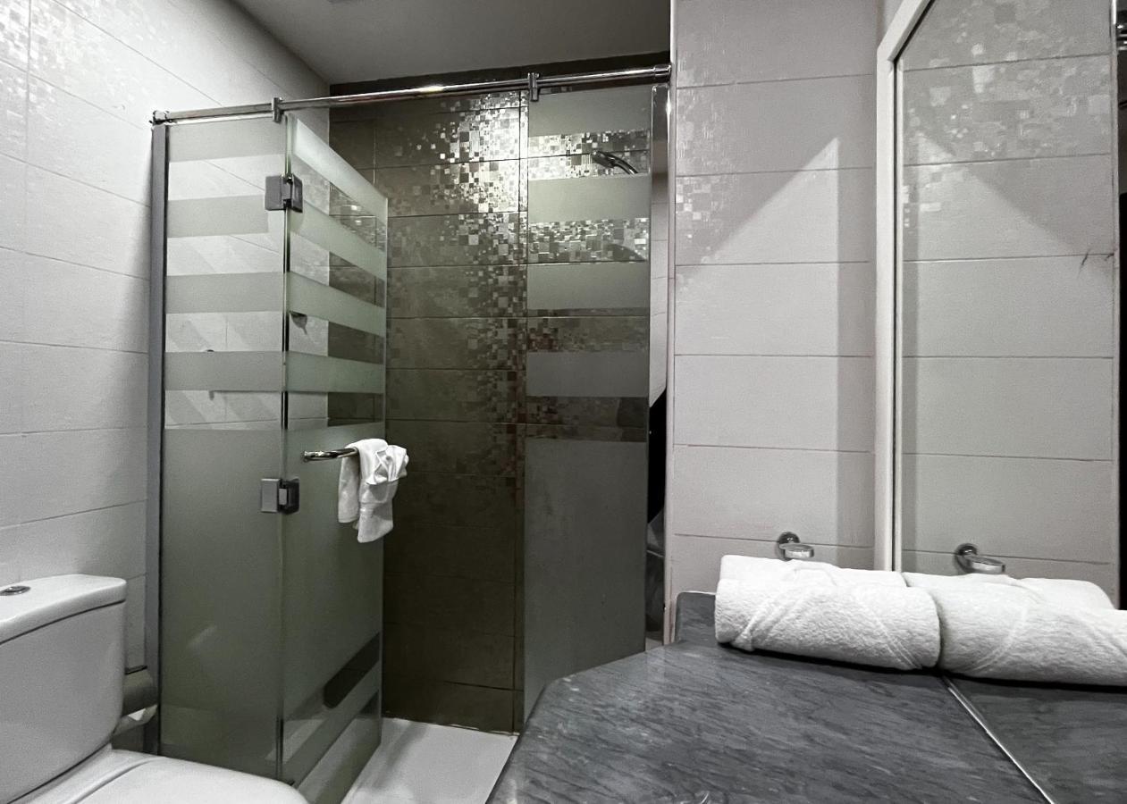 Hotel Al Mansour Plaza 4*
