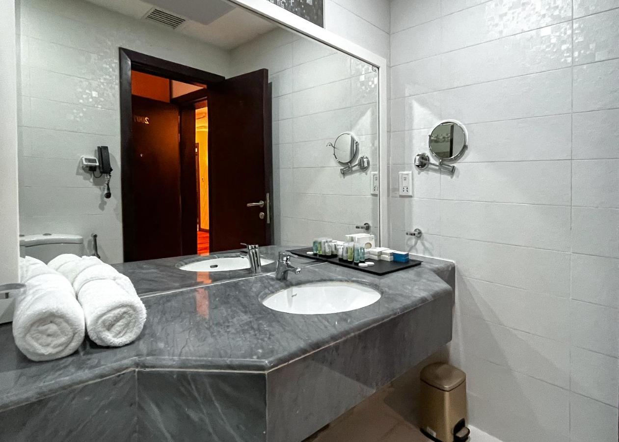 Al Mansour Plaza 4* Doha
