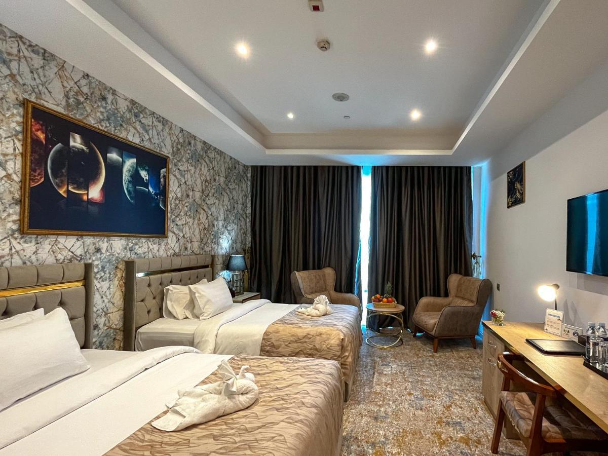 Al Mansour Plaza Doha