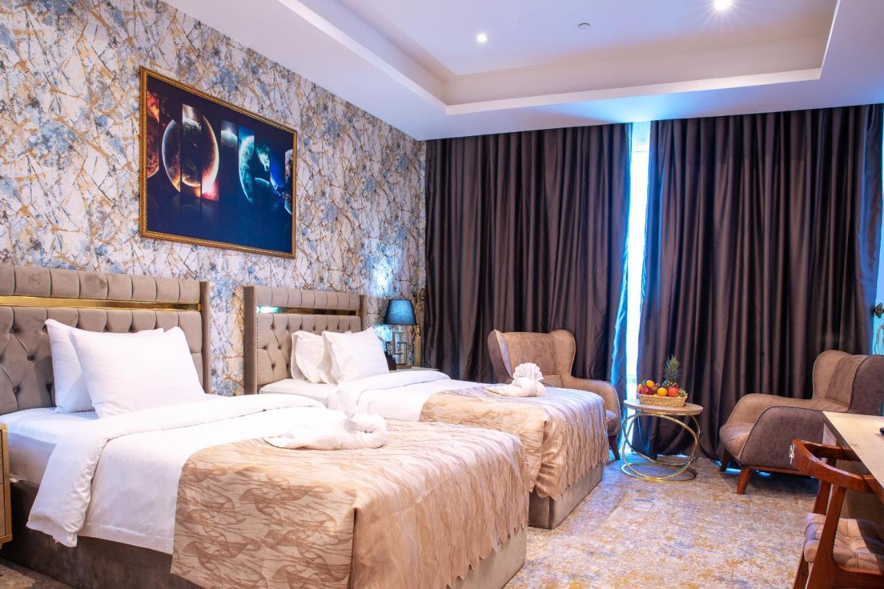 Al Mansour Plaza 4*