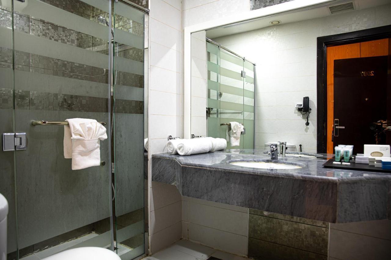 Hotel Al Mansour Plaza 4*
